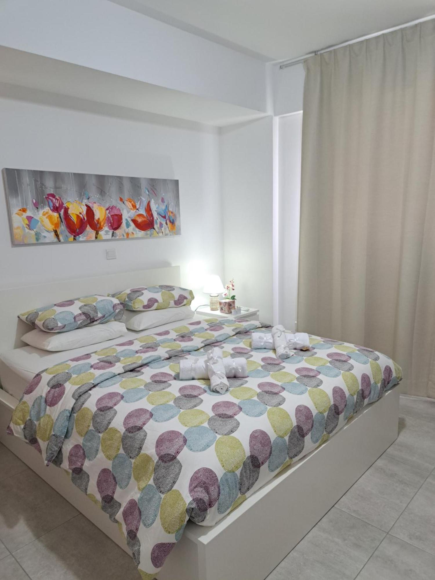 Albert'S Apartment St Lazarus 402 B - First Floor Larnaca Exterior foto